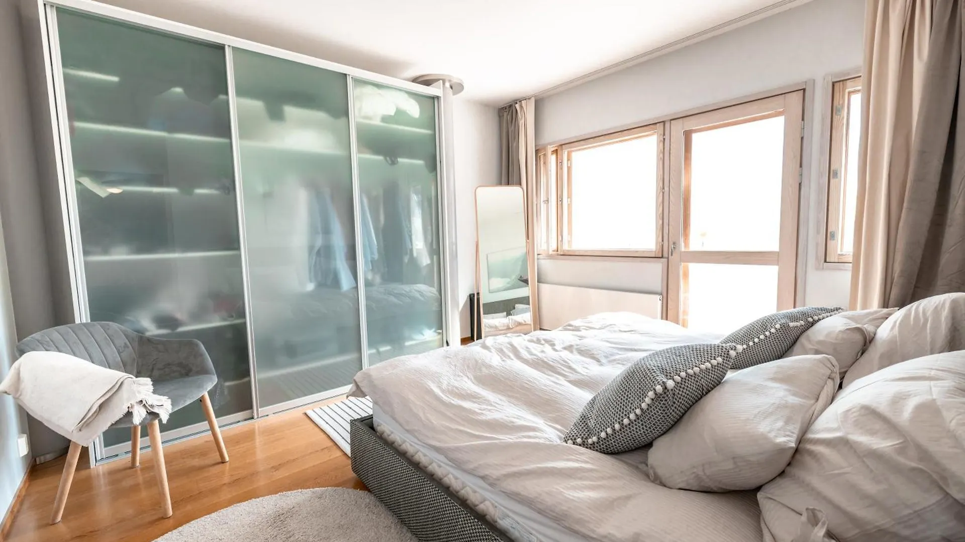 2Ndhomes Luxury 2Br Rooftop Terrace Apartment With Sauna In Kamppi Center Helsinki